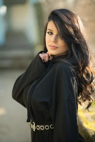 Independent High Class Escorts In Aerocity 5