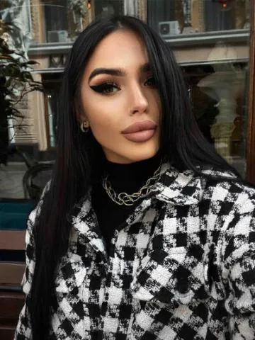 Mumbai Escorts Services Available 24x7 In Colaba 2