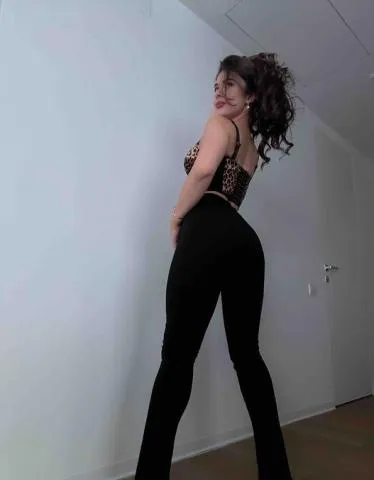 Romance With Ahmedabad Escorts Available 24x7 2