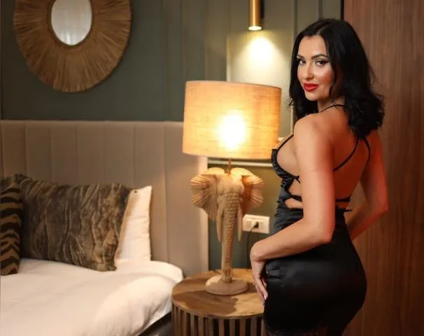 Independent Housewife Escorts In Raipur No Timepass Calling 3